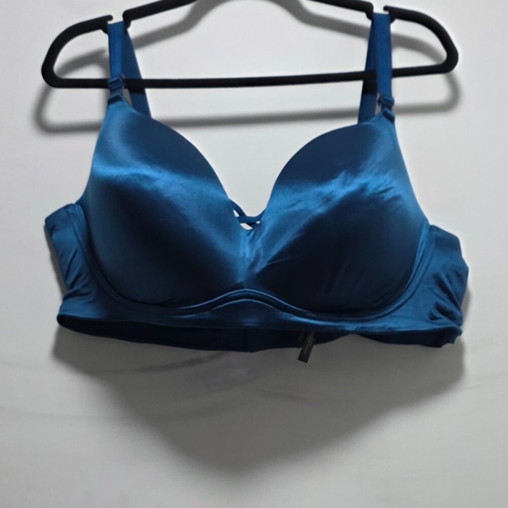 Worn Once Torrid Size 46D Wire Free Pushup Bra - Picture 2 of 4